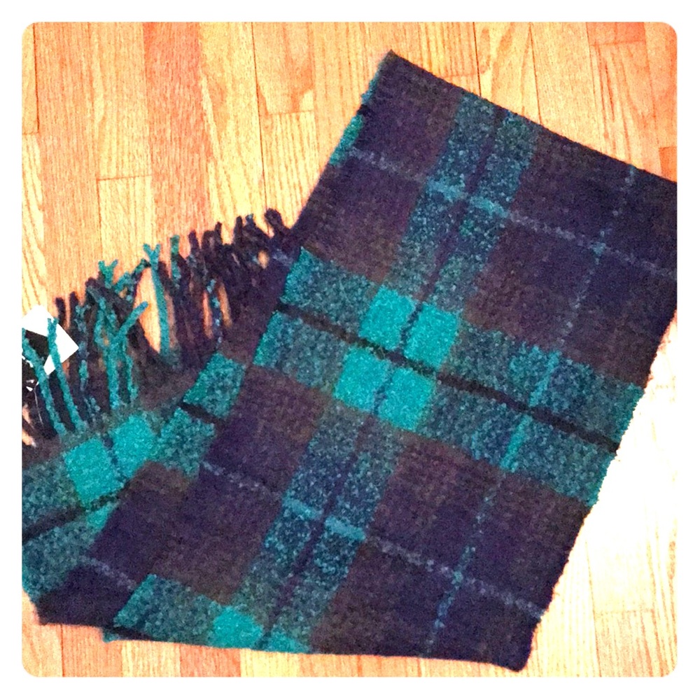 Echo scarf
